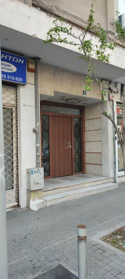 Tcc Lux Studio Thessaloniki Exterior photo